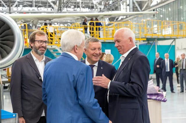 再不怕美国卡脖子?俄罗斯表示:愿向中国提供先进航空发动机!C919大客机能用吗?