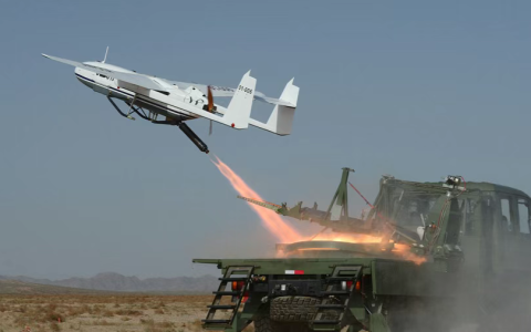 正经的炮兵无人机长什么样