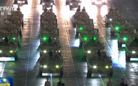 石破茂彻底不装了，搞起了卑鄙小动作：谁参加93阅兵就是反日