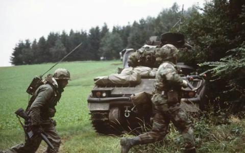 玩的真花，假想击沉53艘中国军舰，美军官靠爽文为核潜艇重建优势