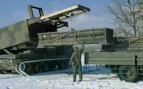 摸着兔子的尾巴过河,真香