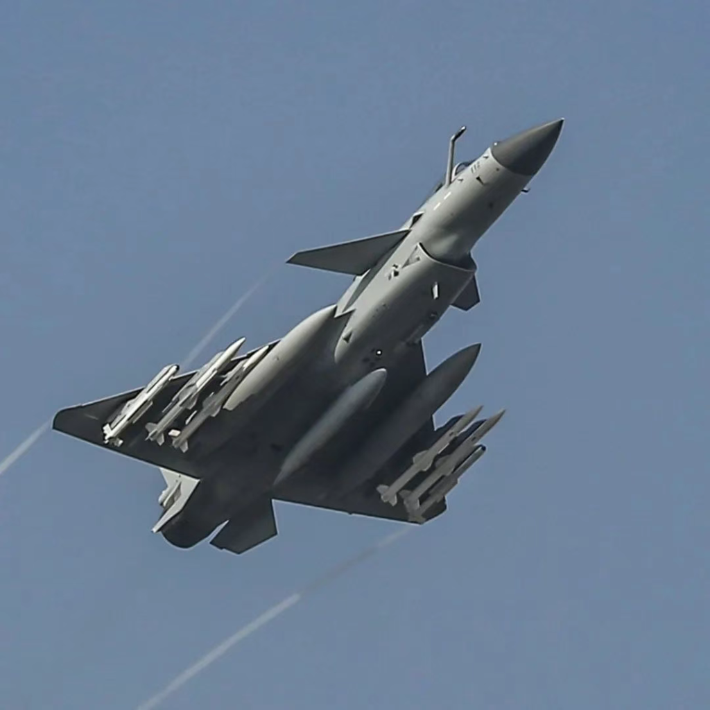 最新披露!印度破防“阵风”被击落全赖中国导弹虚标,PL-15E官方射程145公里实际200+