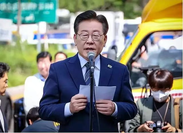 比尹锡悦的招数更高明?李在明至今不表态,9·3阅兵来或不来