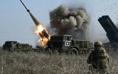 特朗普发出最后通牒！拼得精疲力尽的俄乌将迎来怎样的大结局？