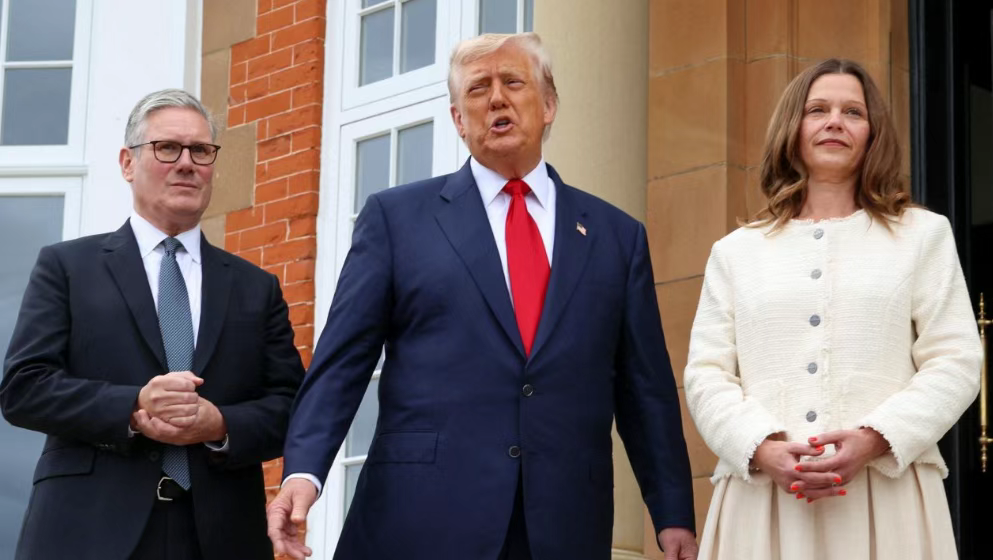 特朗普发出最后通牒!拼得精疲力尽的俄乌将迎来怎样的大结局?