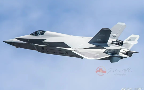 歼-35近照曝光，新战术编号现身，年产过百架即将到来！