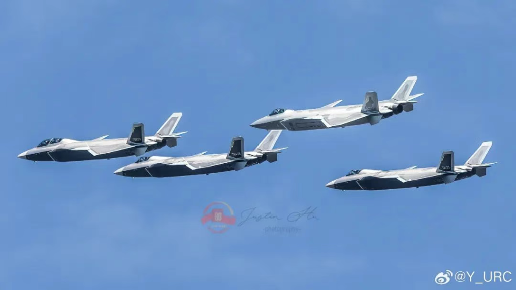 歼-35近照曝光，新战术编号现身，年产过百架即将到来！