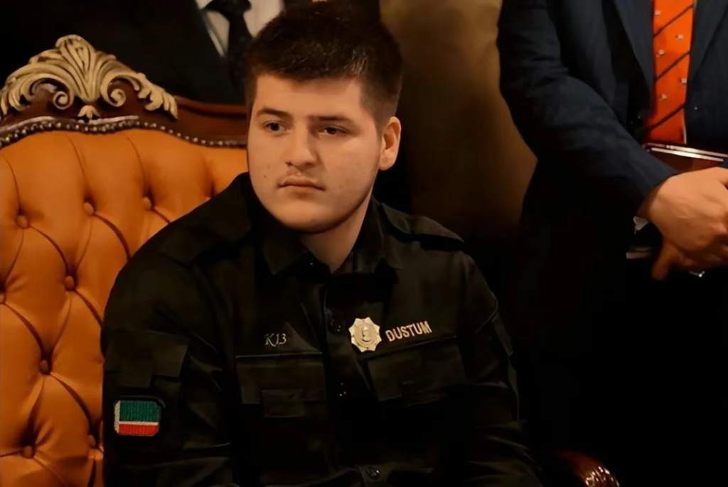 卡德罗夫“命悬一线”,普京至今保持沉默,背后到底有何隐情?