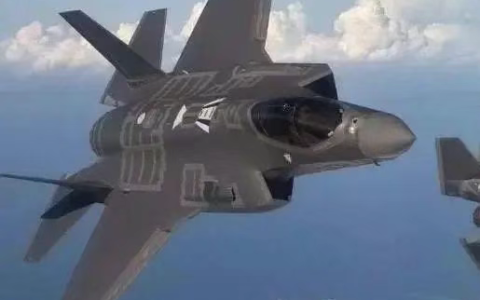 美国重大失败，特朗普罕见沉默，东大的表现亮了！