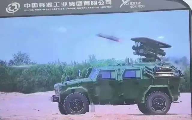 开瓢利器！全世界最强中型反坦克导弹，一发就让M1A2坦克爆头