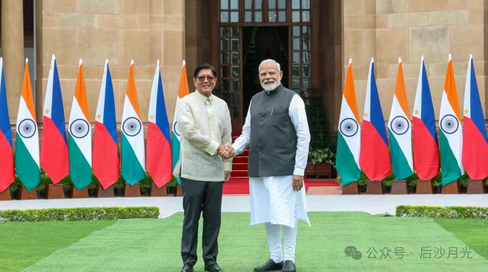 印菲联手“抗中”,互烧金银纸壮胆!