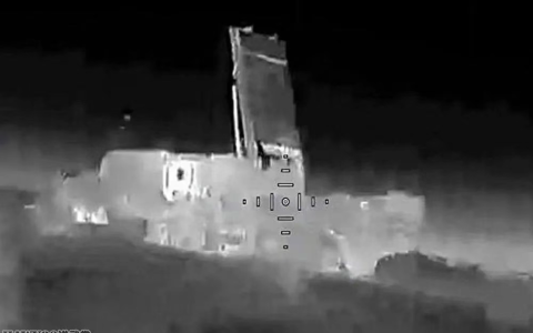 乌克兰无人机摧毁俄罗斯S-500防空雷达 最先进 最稀缺的关键装备