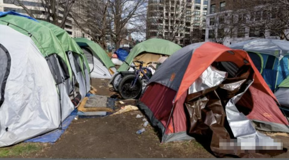 华盛顿黑帮做事有下限的，绝不会让小弟露宿街头