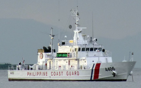 052D最后全速追击菲肇事海警船失利，表明我们需要更换新战术！