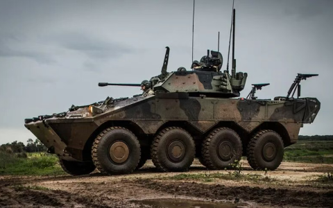 自动披萨发射车——VBM步兵战车