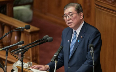 接连“逼宫”两任首相，小泉急着登场，日本首相之争已没有悬念？