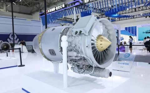 新的国产小型涡扇发动机