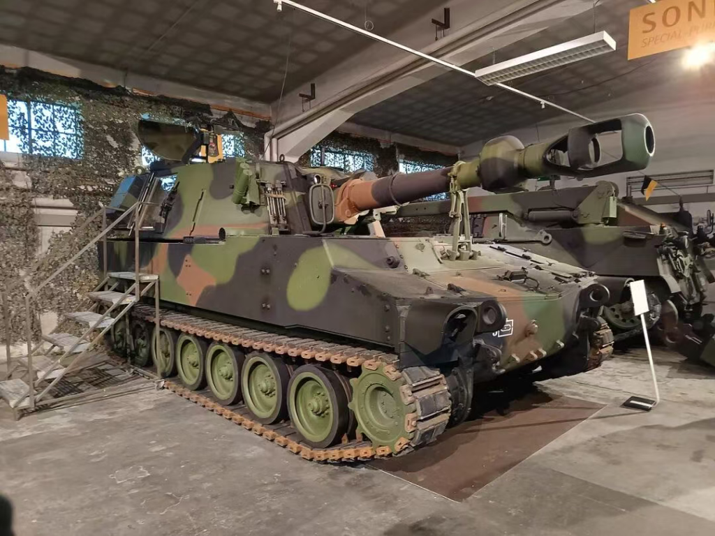 咱俩一起再干十年——M109自行火炮