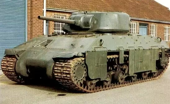 并非第四代主战坦克——T14突击坦克