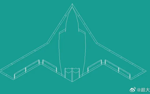 这下轰-20真的不香了，国外卫星又发现一款隐身无人机，比B-21还大！