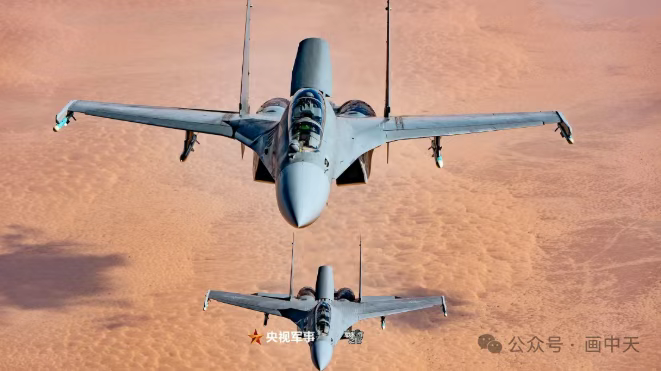 央妈这回干脆摊牌!歼-16编号“1518”高清曝光批产实锤450架,重型四代半全面铺开,网友:这下美军真坐不住了!