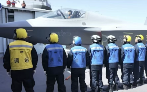 人类首次，五代隐形战机公开电磁弹射