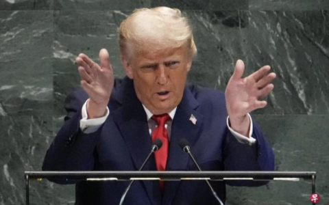 特朗普一次放飞自我的演讲