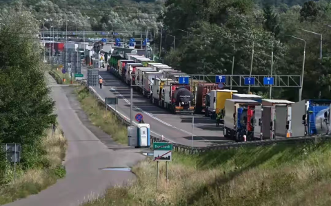 波兰切断中欧班列，我国反制后重新畅通！