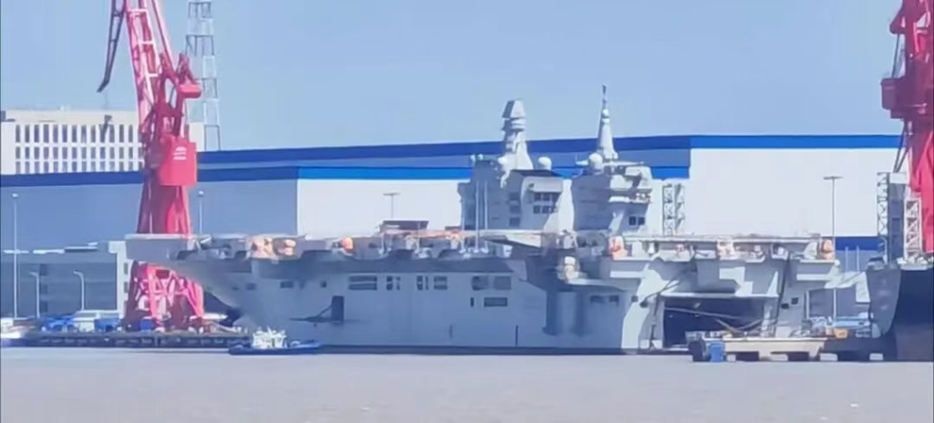 下水不到9个月就试航?076型“四川”舰舾装进度惊人,一年建造20艘不成问题?