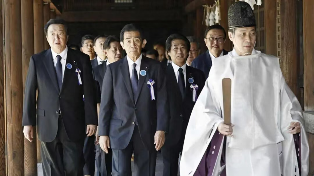 看中国不爽又干不掉，九三阅兵到来之际，日本到底整了多少烂活？