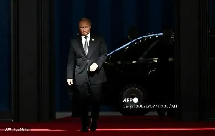 拍照水平暴打法新社，新华社这次拼了