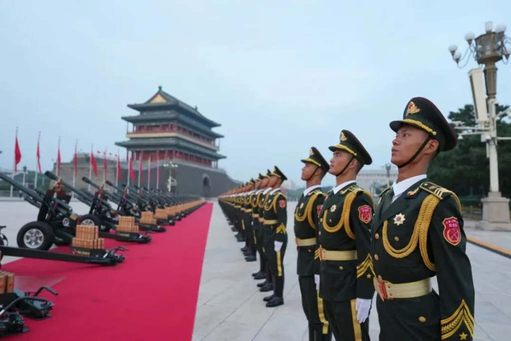 拍照水平暴打法新社，新华社这次拼了