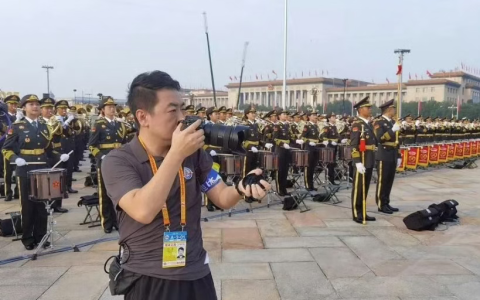 拍照水平暴打法新社，新华社这次拼了