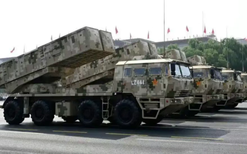 “操着洲际导弹的心、挨着火箭炮的打”，台湾到底怎么想的？