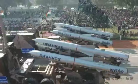 菲律宾要用“布拉莫斯” 威胁东大，但这种导弹最大特点，喜欢乱飞！