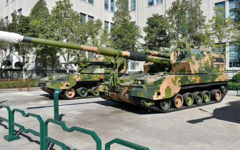 甲弹对抗已死，信火一体当立——PLZ-05自行火炮