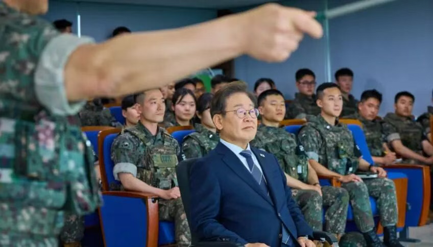 李在明在一夜之间,给韩军高层大换血,尹锡悦提拔的人一个不留