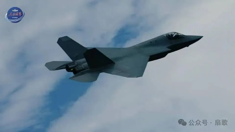 多种舰载机高清图片公开发布，预示“福建”舰真的快服役了！