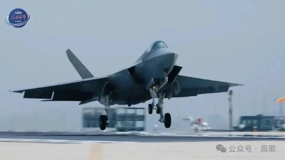 多种舰载机高清图片公开发布，预示“福建”舰真的快服役了！