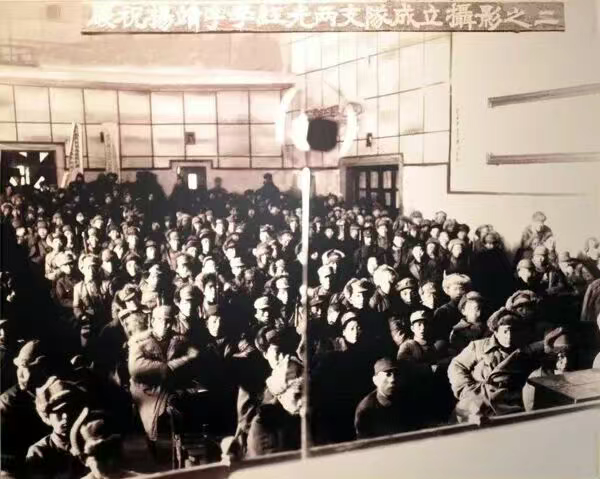 养鸡:尤其人民军队,更是天下难找