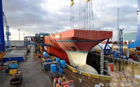 北方干船坞内的360米级超级平台，工程进展巨大？