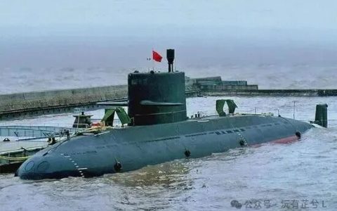 外媒航拍中国新型潜艇引热议：是传说中的 “小虎鲸” 041 型核潜艇吗？