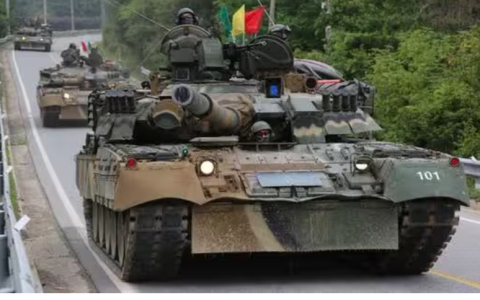 破冰与桎梏：东北亚棋局中的韩俄军事合作