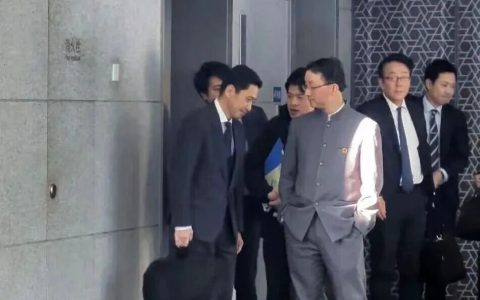 插兜怎么了？必须给日本点颜色看看！