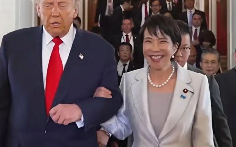 高市早苗太“压抑”了！