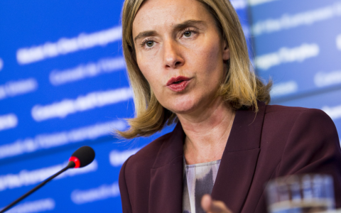 欧盟“地震”！前副主席被捕，腐败链牵涉姐妹花