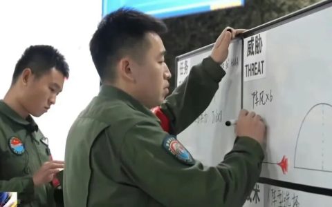 央视曝光！空军组织模拟空战：8架歼-16打6架“阵风”？是料敌从宽还是另有隐情？