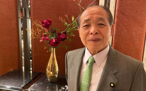 一枚导弹落在日本海，日本派熟人出访俄罗斯，想找普京“说说情”