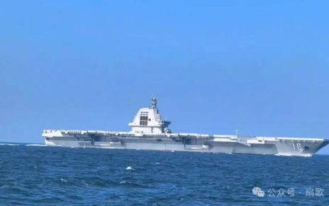 西大报告：“东大2035有9艘航母”！是12万吨的装备六代机常规动力航母与10万吨装备五代机的核动力航母哪个战斗力更强！