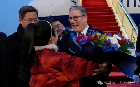 看到斯塔默访华，立陶宛又急了！中国，我们和好吧